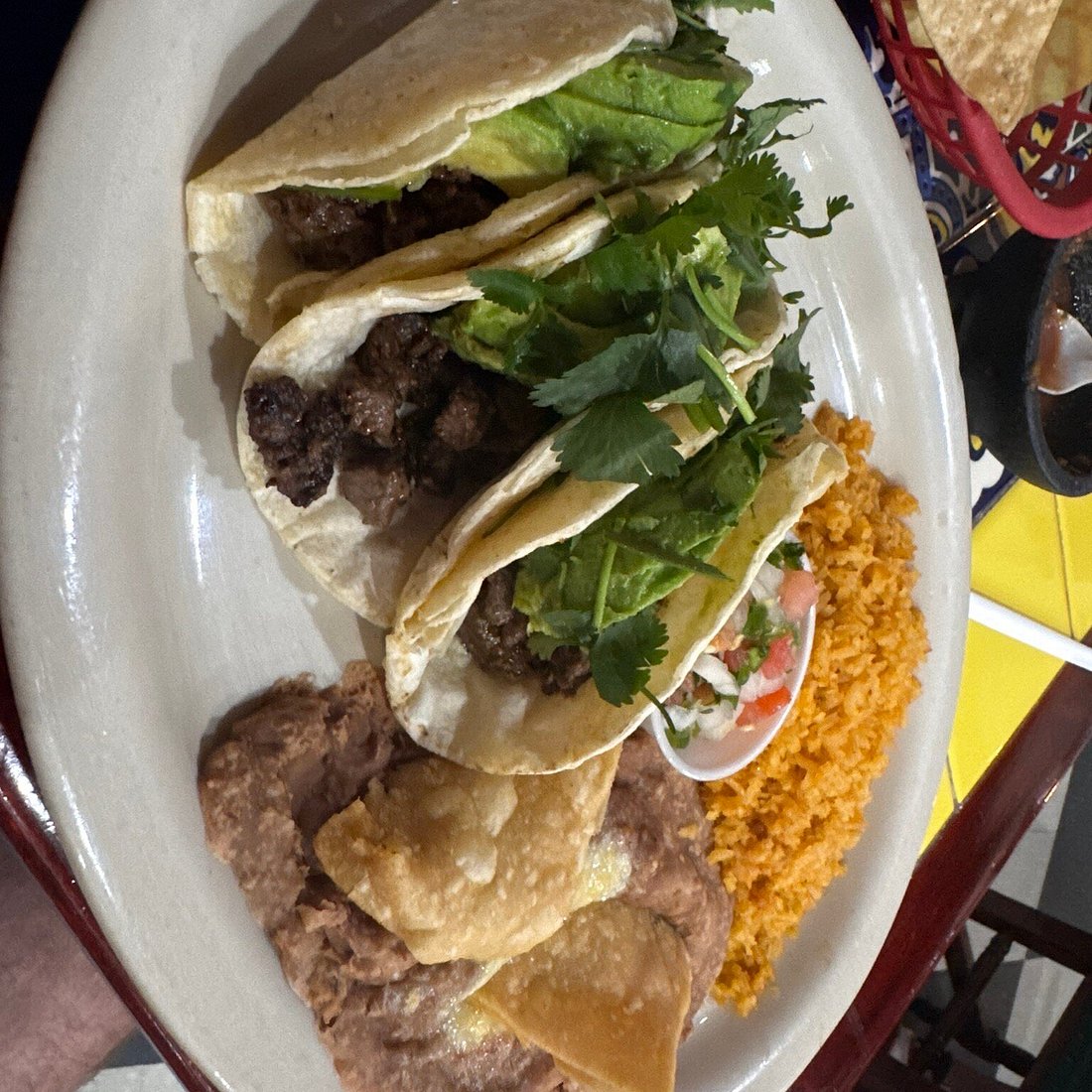 Leo's Mexican Food signature dishes Tacos Leo (Crispy Tacos)Combination PlatesFlautas﻿﻿﻿